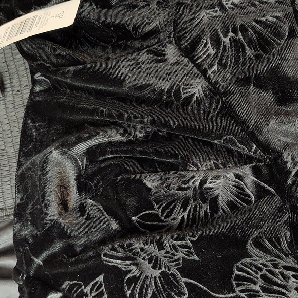 Torrid Velvet Corset Peplum Top Size 3, 3X, 22/24 - Picture 7 of 7